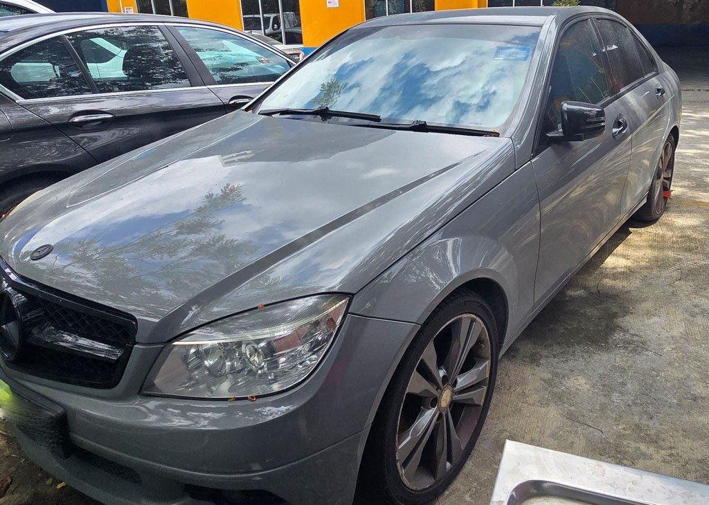 Mercedes Benz C180k (COE Till 04/2029)