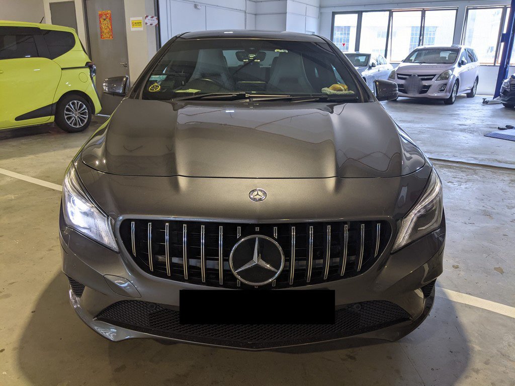 Mercedes Benz Cla180 (r18 Bi)
