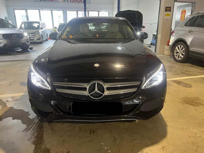 Mercedes Benz C180 Avantgarde (r17 Led)