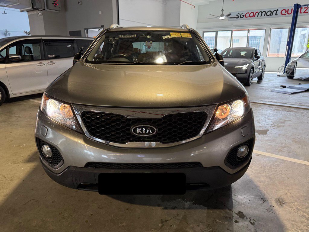 Kia Sorento 2.4 At Abs D/ab 2wd 5dr Hid Sr (COE Till 04/2030)