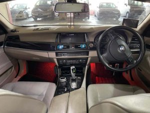 BMW 523i 2.5 At Abs D/ab 2wd 4dr Gas/d (COE Till 08/2030)