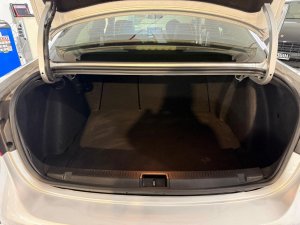 Renault Fluence 1.5l Dci 110 At Gearbox Euro 5 (COE Till 10/2034)