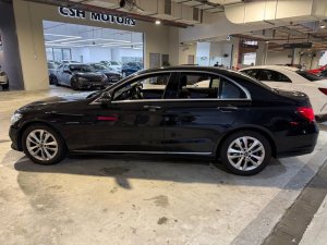 Mercedes Benz C180 Avg (r17 Led)