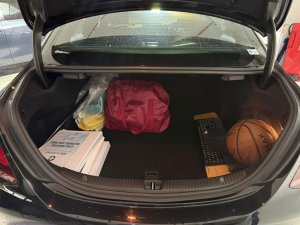 Mercedes Benz C180 Avg (r17 Led)