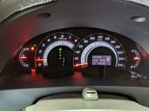 Toyota Camry 2.0 Auto Abs Airbag (COE Till 03/2029)