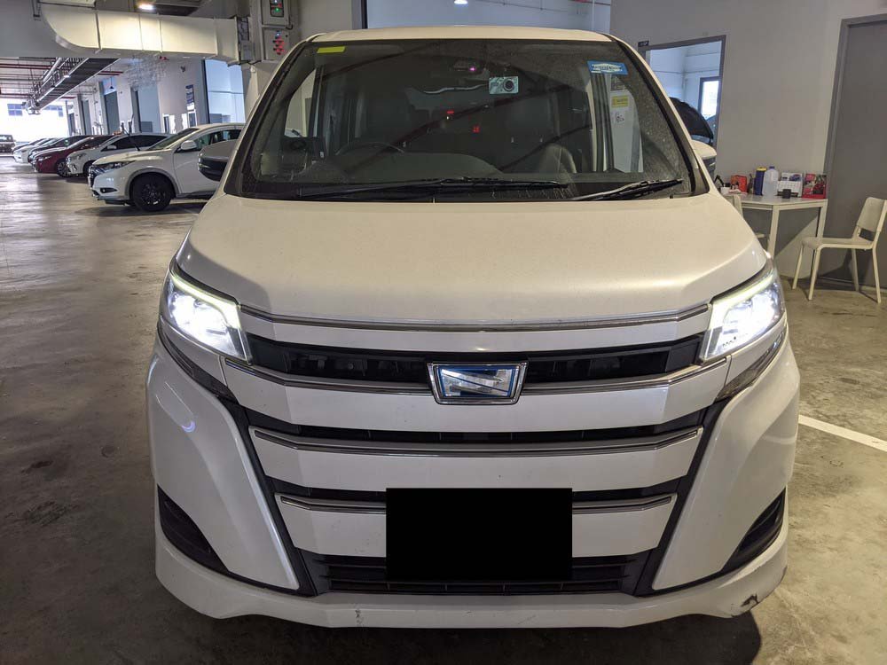 Toyota Noah Hybrid 1.8X Cvt (Hybrid)