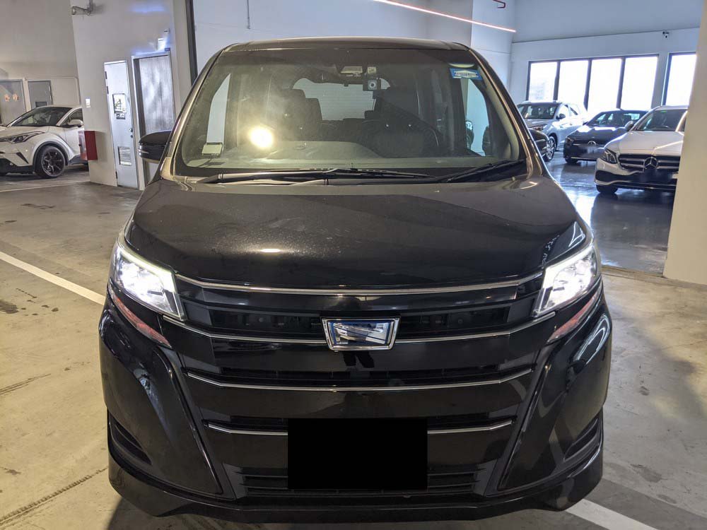 Toyota Noah Hybrid 1.8X Cvt (Hybrid)