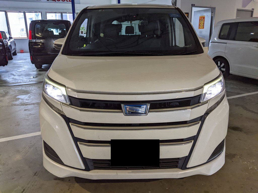 Toyota Noah 1.8x Cvt (Hybrid)