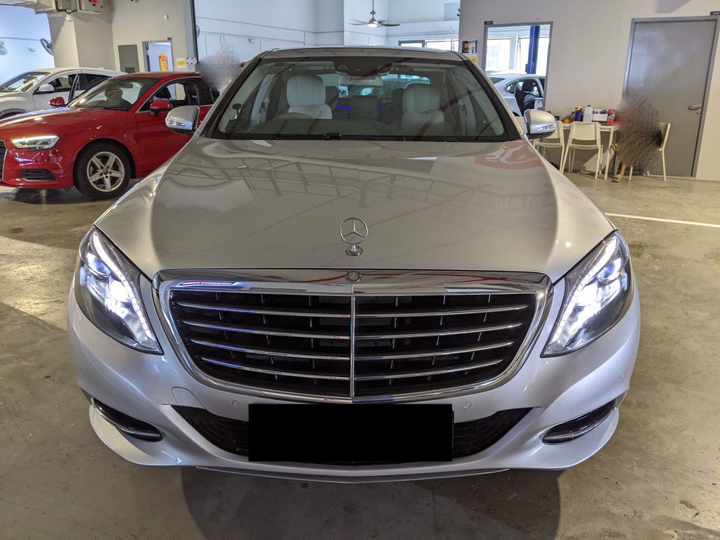 Mercedes Benz S320l (r19 Led)