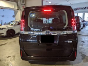 Toyota Noah 7 Seater 1.8x Cvt (Hybrid)