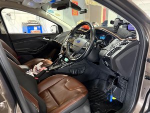 Ford Focus Titanium 1.0 Gtdi 5dr