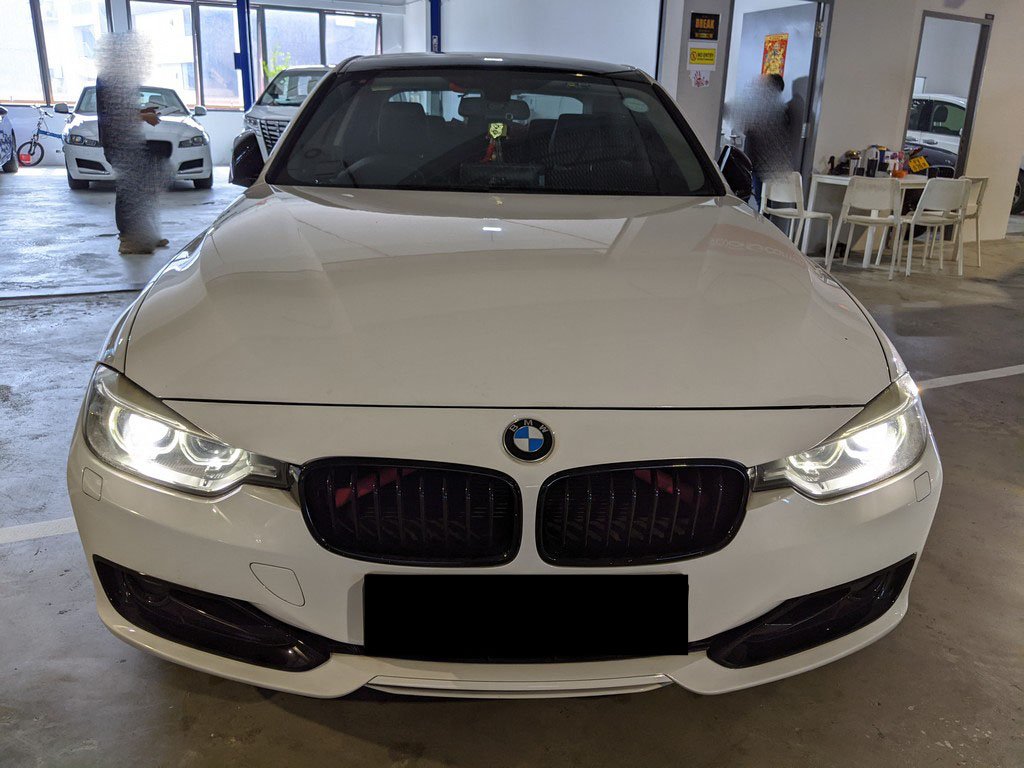 BMW 316i 1.6 At D/ab 4dr Abs Hid (COE Till 07/2028)