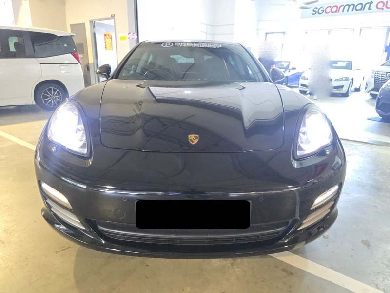 Porsche Panamera 4s (COE Till 03/2031)