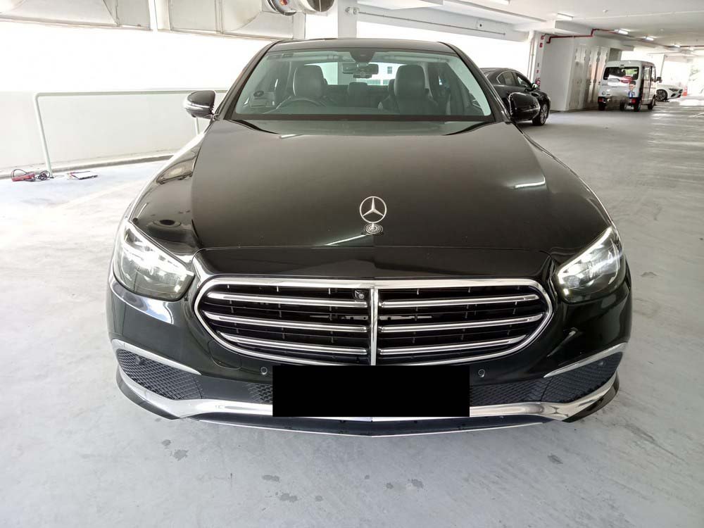 Mercedes Benz E200 Sedan Exclusive