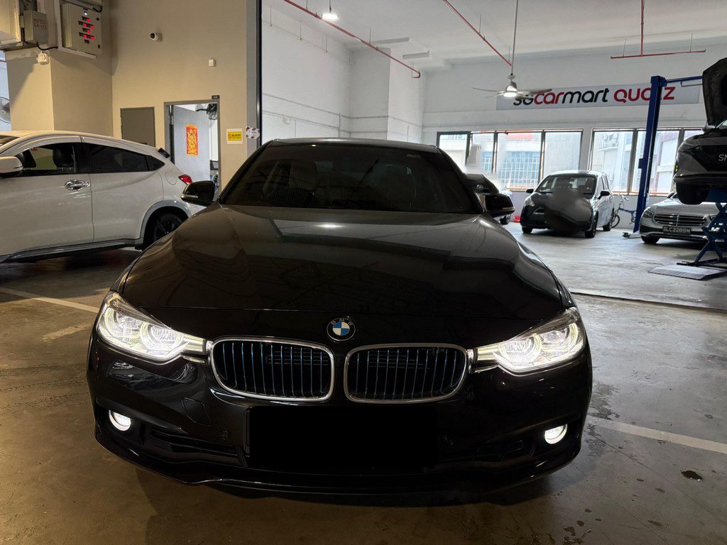 BMW 330e Led Nav Hud