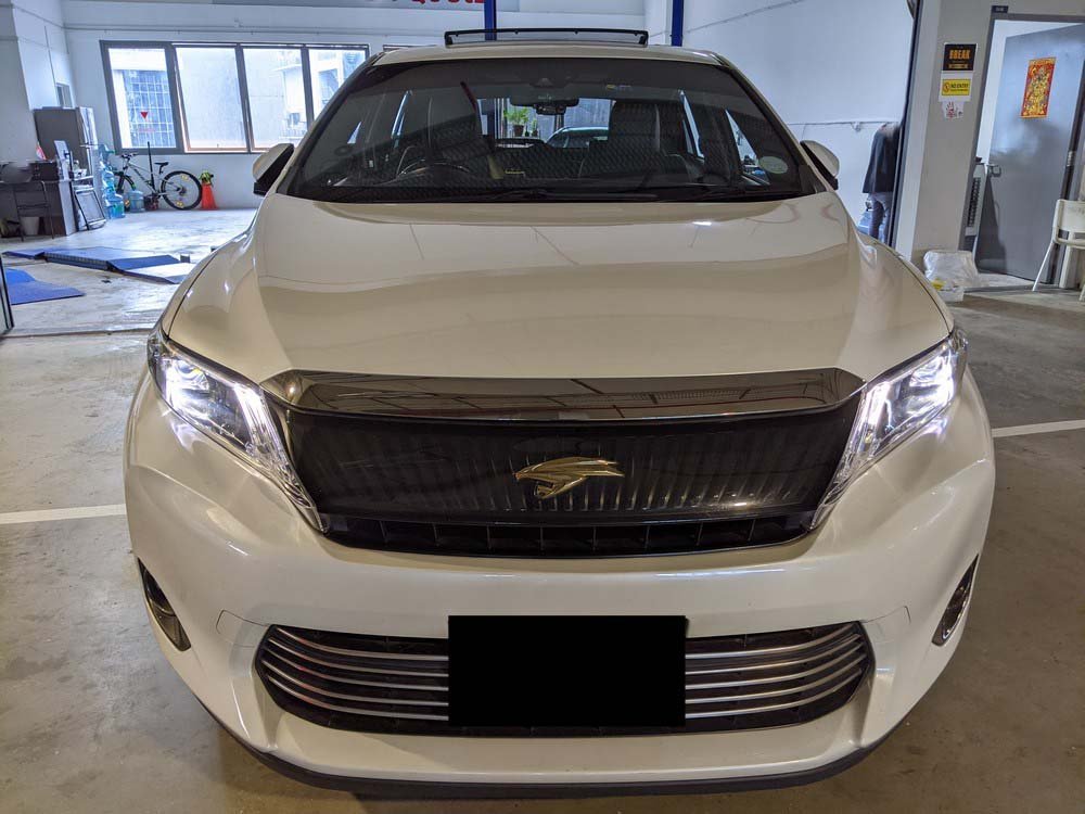 Toyota Harrier Premium 2.0 A