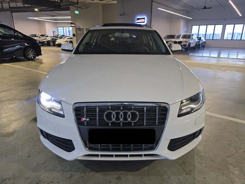 Audi A4 Avant 2.0 A (COE Till 12/2030)