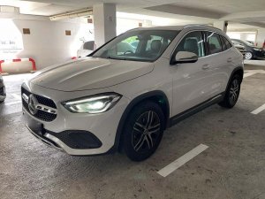 Mercedes Benz GLA180 Progressive