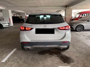 Mercedes Benz GLA180 Progressive