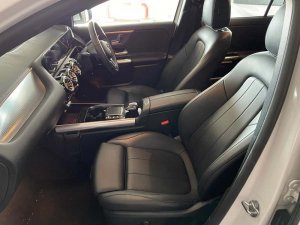 Mercedes Benz GLA180 Progressive