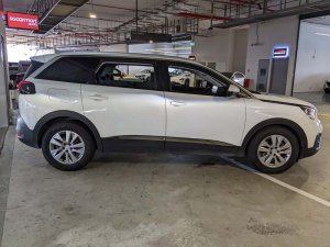 Peugeot 5008 1.6 Puretech Eat8 Active