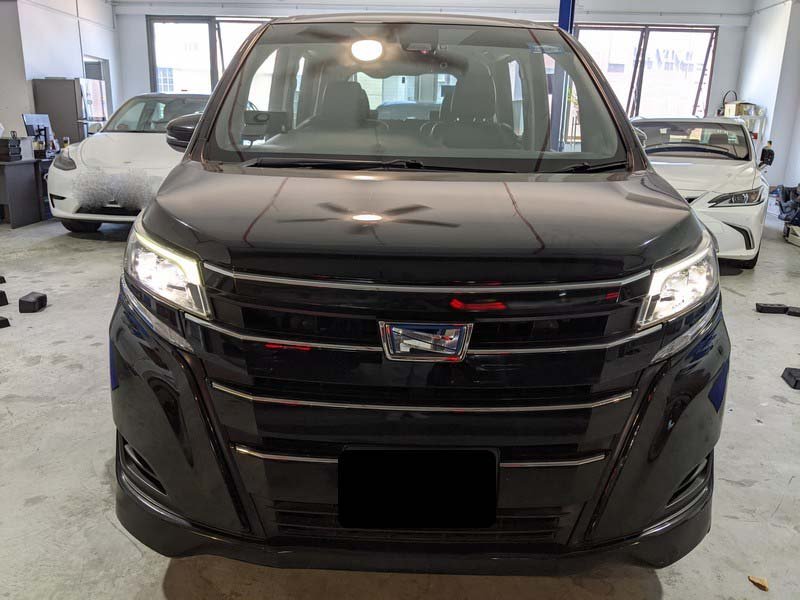 Toyota Noah Hybrid 7 Seater 1.8x Cvt (Hybrid)