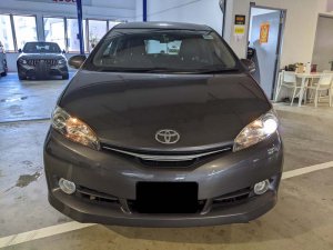 Toyota Wish 1.8 Cvt