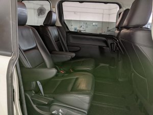 Toyota Noah 1.8x Cvt (Hybrid)