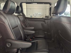 Toyota Noah Hybrid 1.8X Cvt (Hybrid)