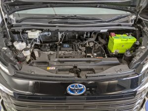 Toyota Voxy 1.8sg Cvt (Hybrid)