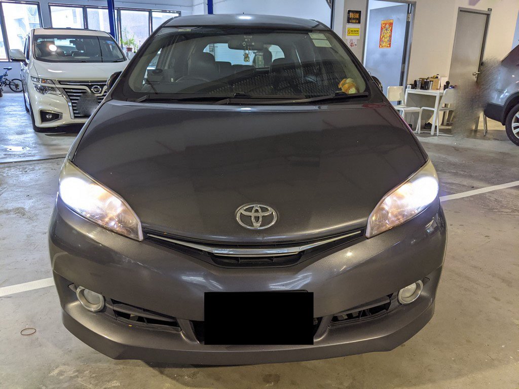 Toyota Wish 1.8 Cvt