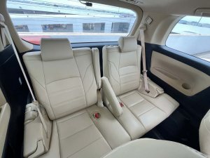 Toyota Alphard Hybrid 7 Seater 2.5X Cvt