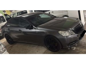 Mercedes Benz E 250 (COE Till 04/2031)