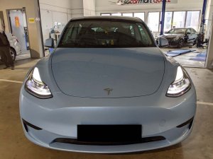 Tesla Model Y Rwd (Electric Vehicle)