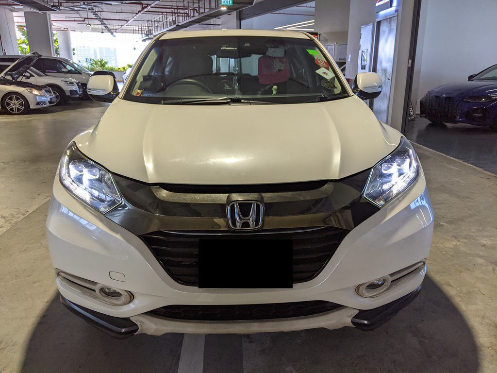 Honda Vezel 1.5x A (Hybrid)