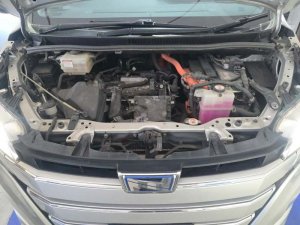 Toyota Noah Hybrid 7 Seater 1.8x Cvt (Hybrid)