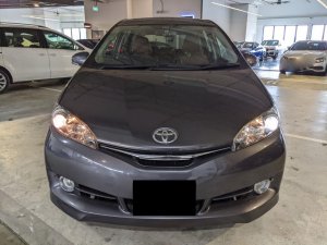 Toyota Wish 1.8 Cvt