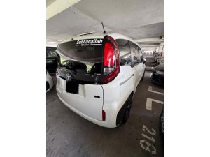 Toyota Sienta Hybrid 1.5x Cvt (Hybrid)