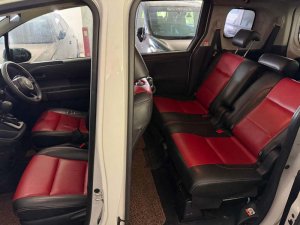 Toyota Sienta Hybrid 1.5x Cvt (Hybrid)