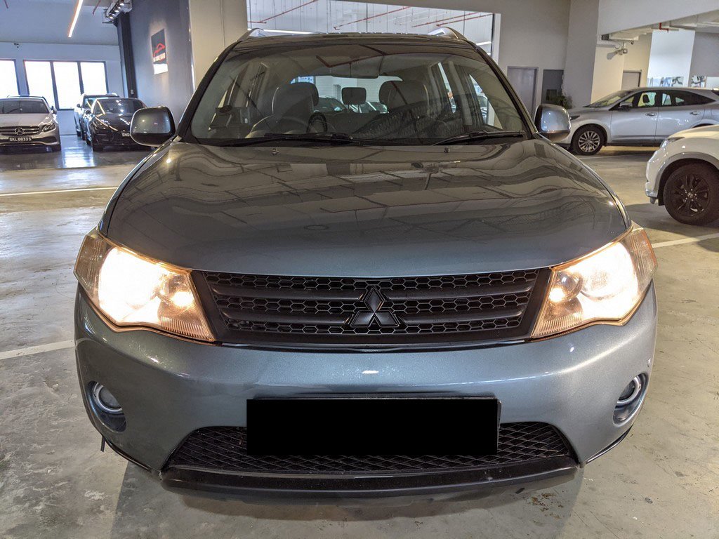 Mitsubishi Outlander 2.4l 4wd (COE Till 08/2027)