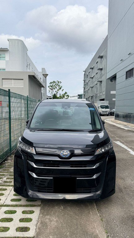 Toyota Noah 1.8x Cvt (Hybrid)