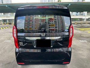 HONDA N-BOX L AUTO
