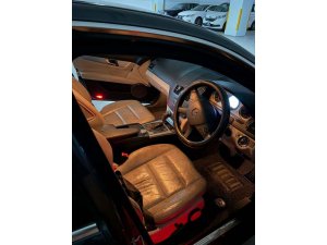 Mercedes Benz C180k (COE Till 10/2028)