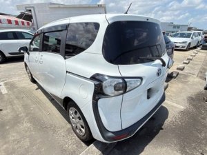 Toyota Sienta 1.5x At Abs D/airbag 2wd (Hybrid)