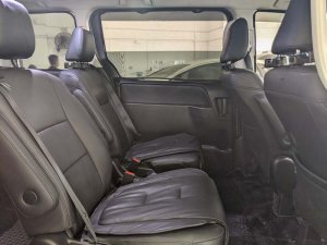 Toyota Esquire GI 2.0 Cvt