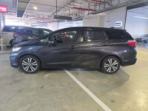 Honda Shuttle Hybrid 1.5x Auto (Hybrid)