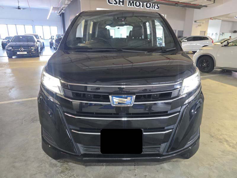 Toyota Noah Hybrid 1.8x Cvt (Hybrid)