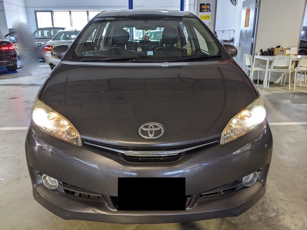 Toyota Wish 1.8 Cvt