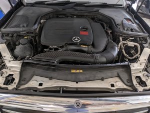 Mercedes Benz E200 Sedan Exclusive (r18 Led)