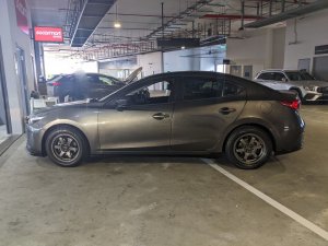 Mazda 3 Sedan 1.5 At Eu6